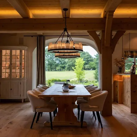 Landhueues Oeverdiek - Luxus Am Golfplatz *