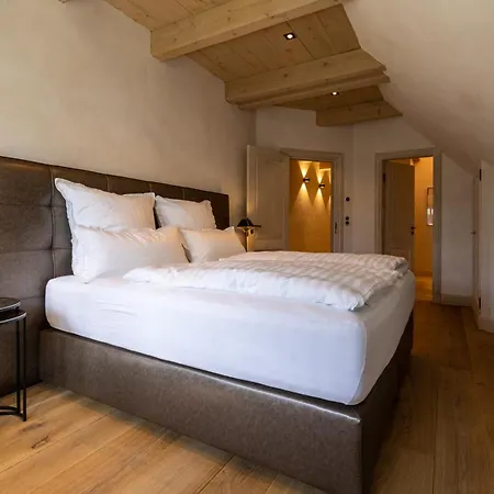 Landhueues Oeverdiek - Luxus Am Golfplatz Villa