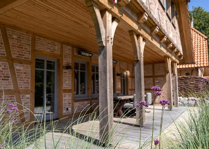 Landhueues Oeverdiek - Luxus Am Golfplatz *